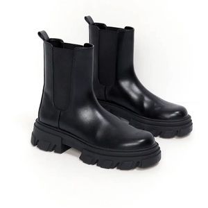 Oak + Fort Chunky Sole Chelsea Boot